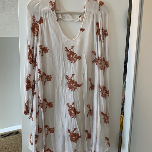 Free People Dresses & Skirts - Free People Embroidered Dress